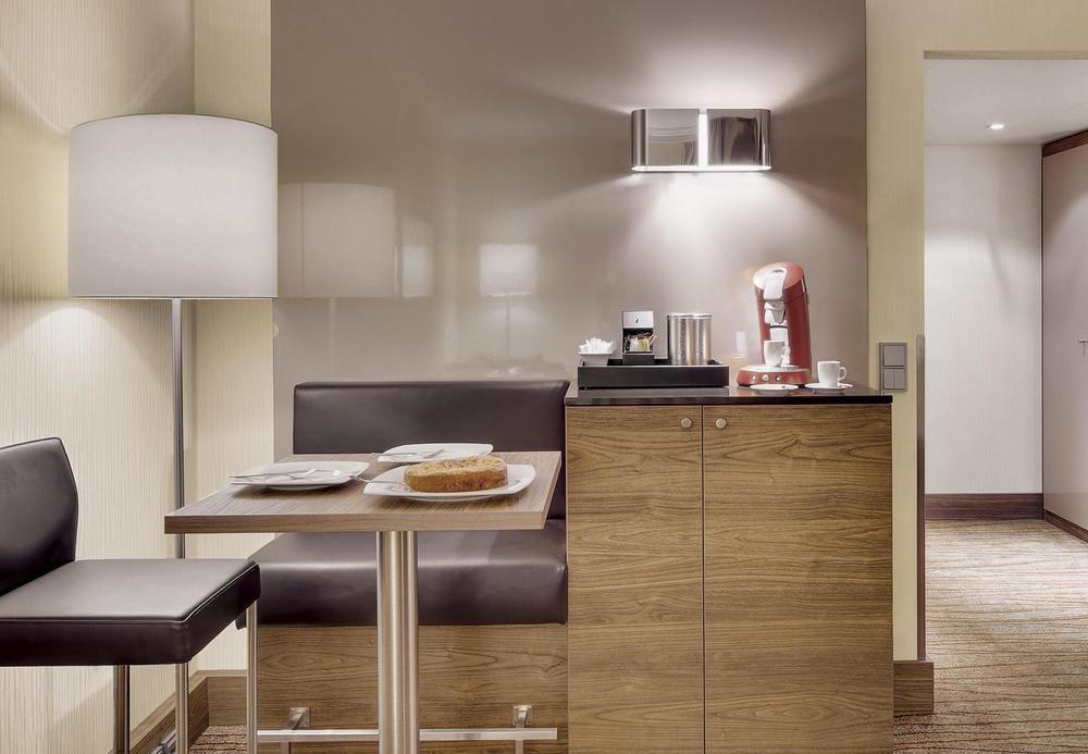 Courtyard By Marriott Linz Hotell Exteriör bild
