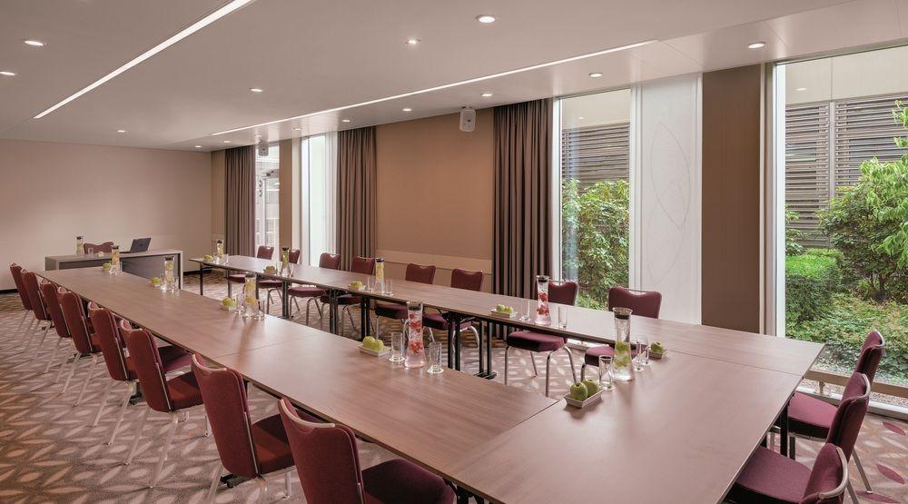 Courtyard By Marriott Linz Hotell Exteriör bild