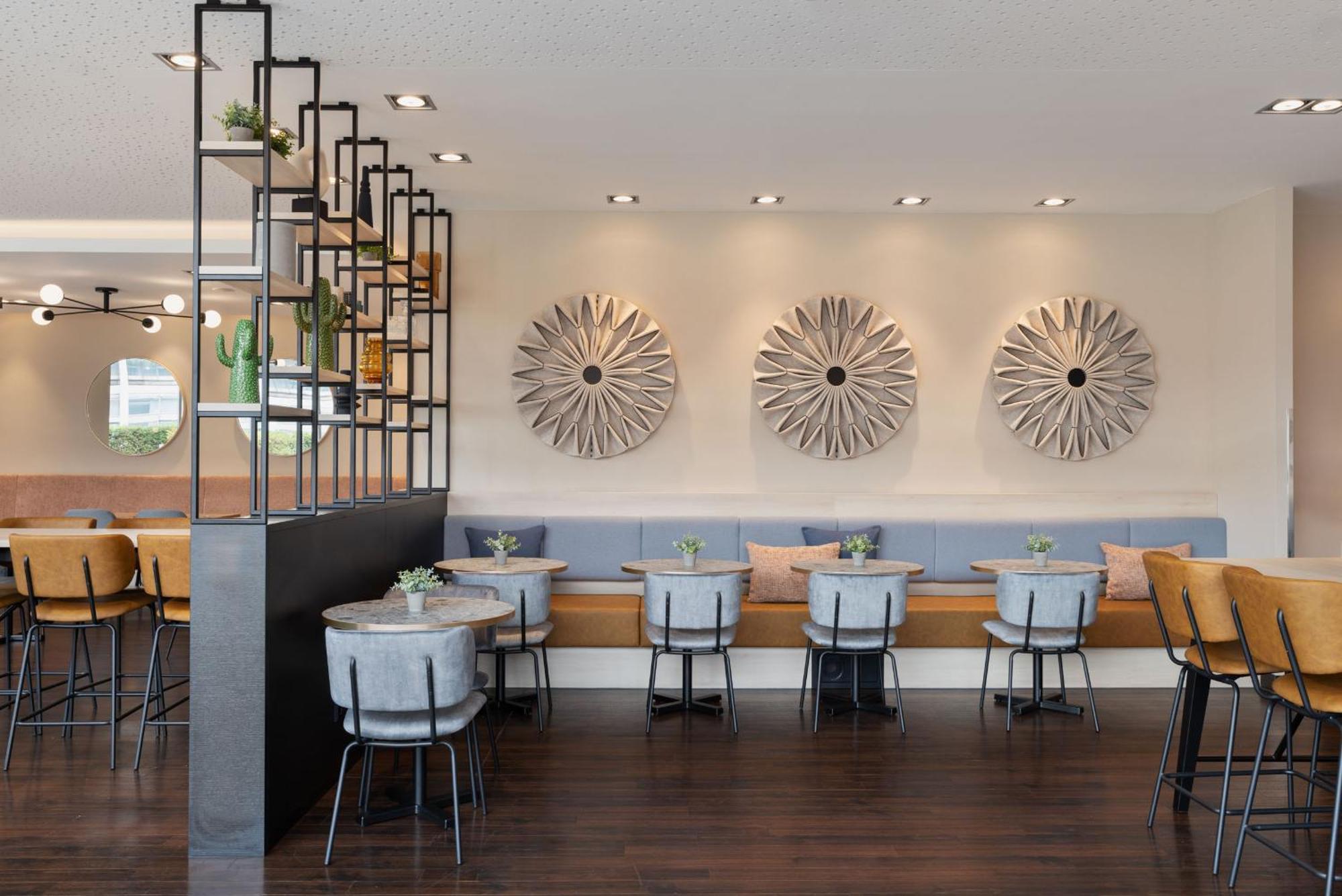 Courtyard By Marriott Linz Hotell Exteriör bild