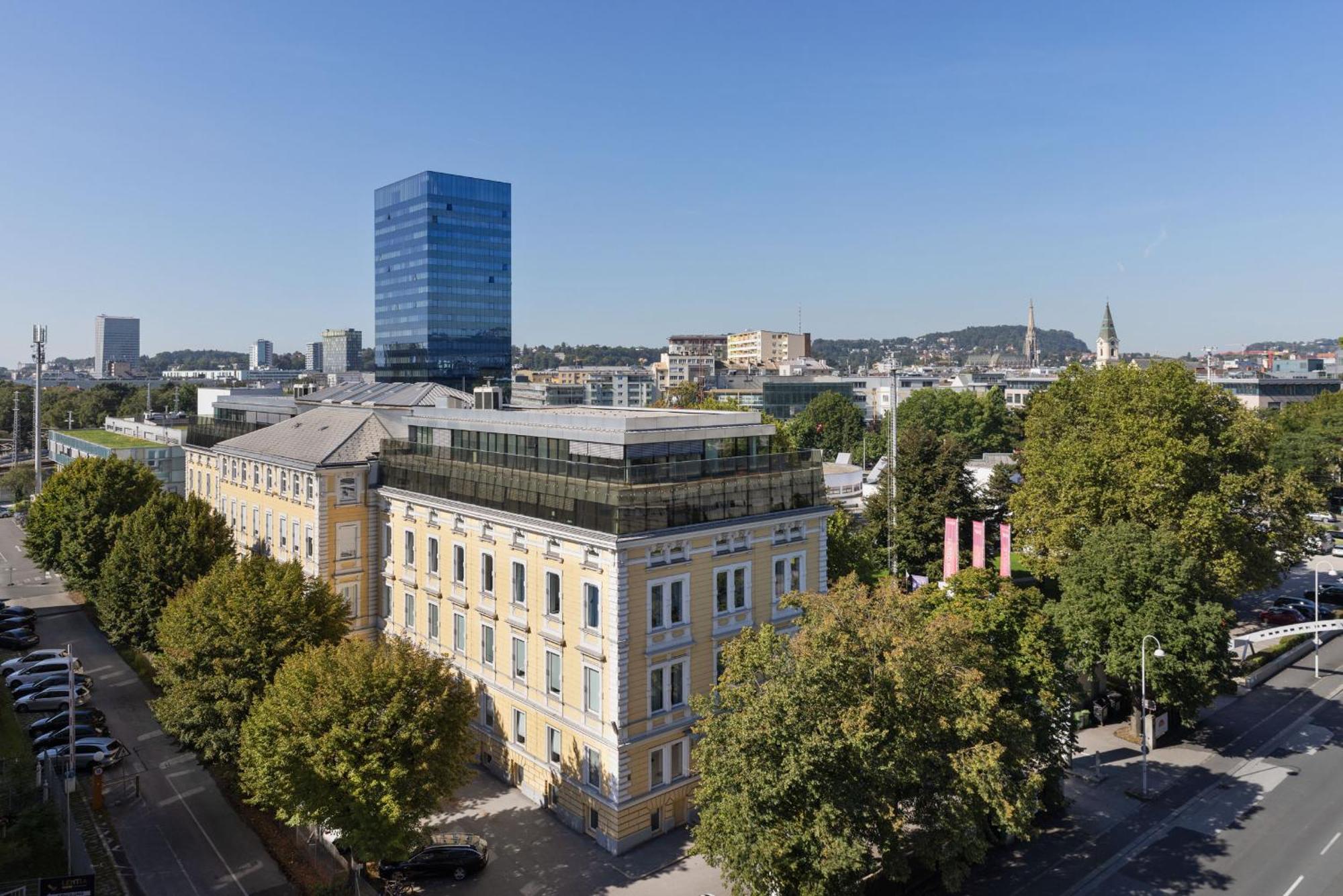 Courtyard By Marriott Linz Hotell Exteriör bild