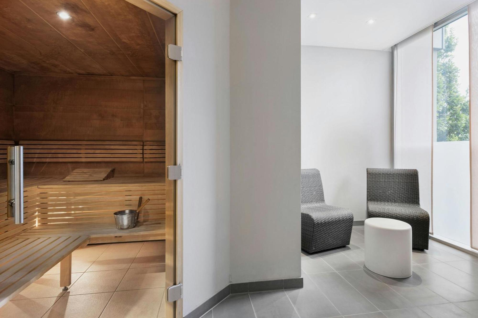Courtyard By Marriott Linz Hotell Exteriör bild